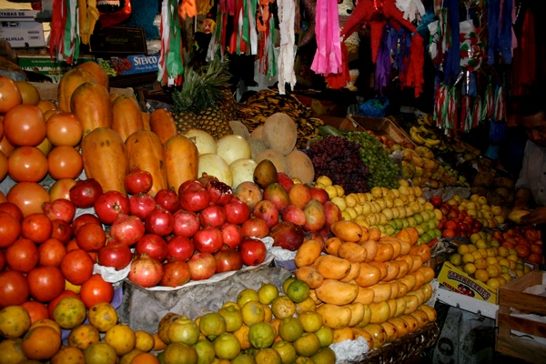 Mexico City fruit stand